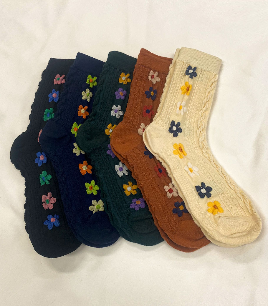 Momo Flower Socks