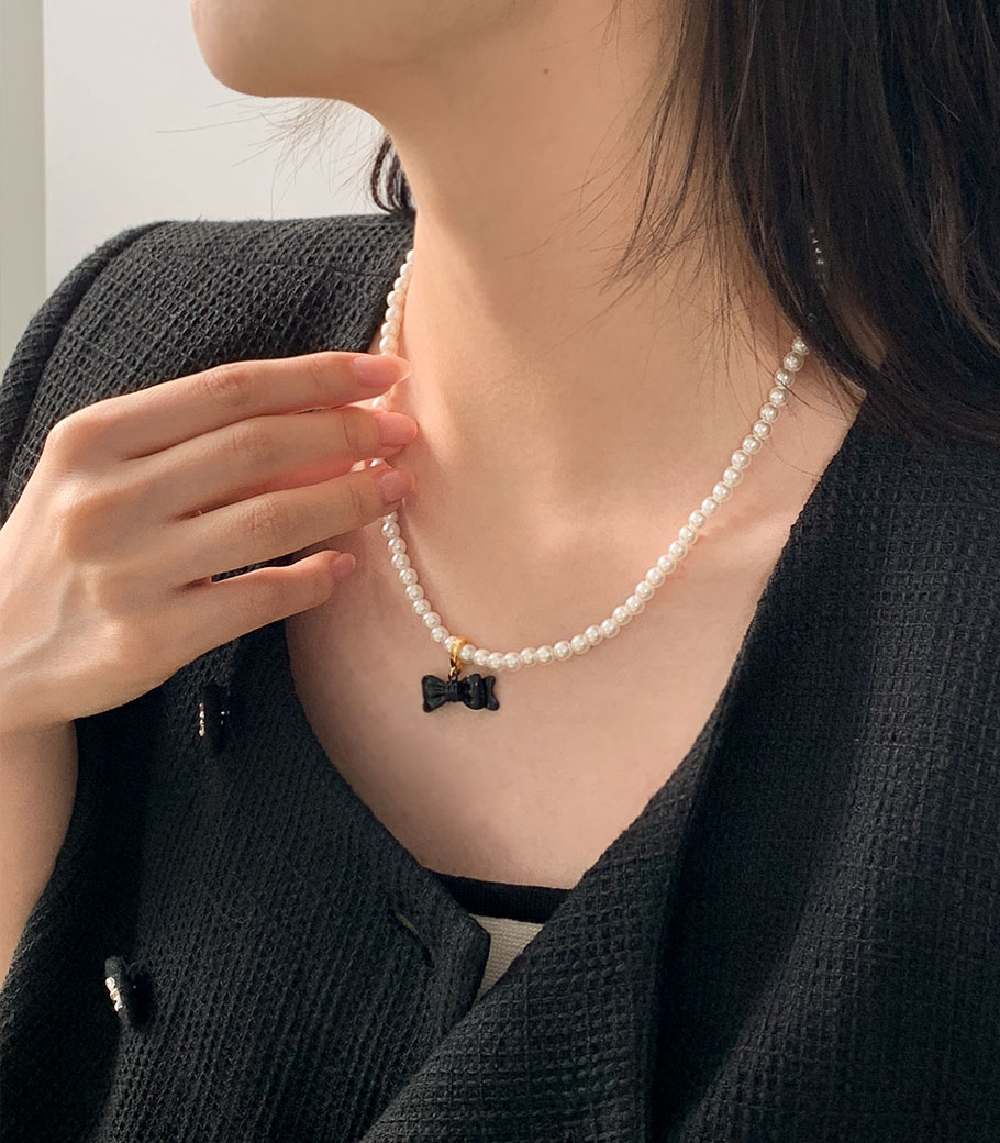 bowknot pearl necklace