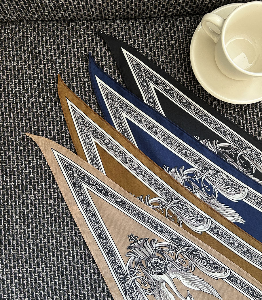 louis rhombus scarf