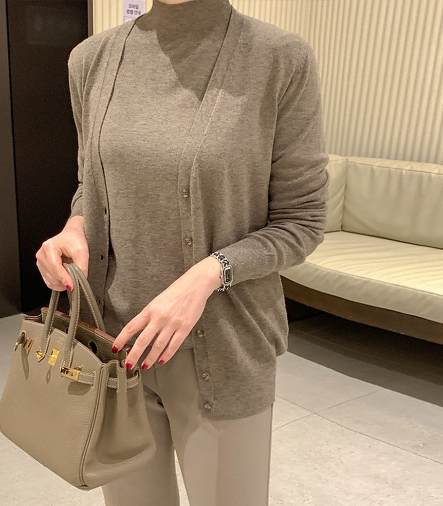 Soft V-neck Cardigan