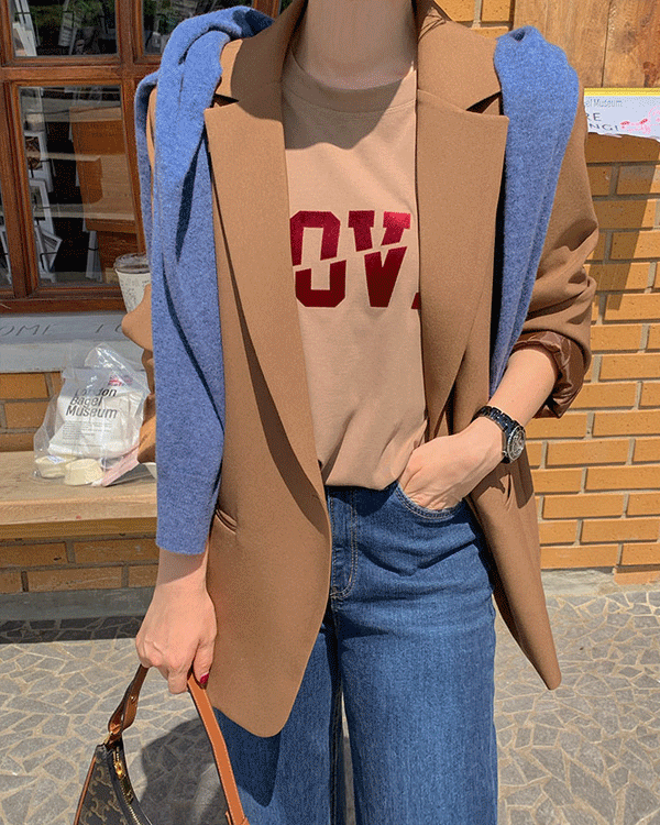 Love T-shirt