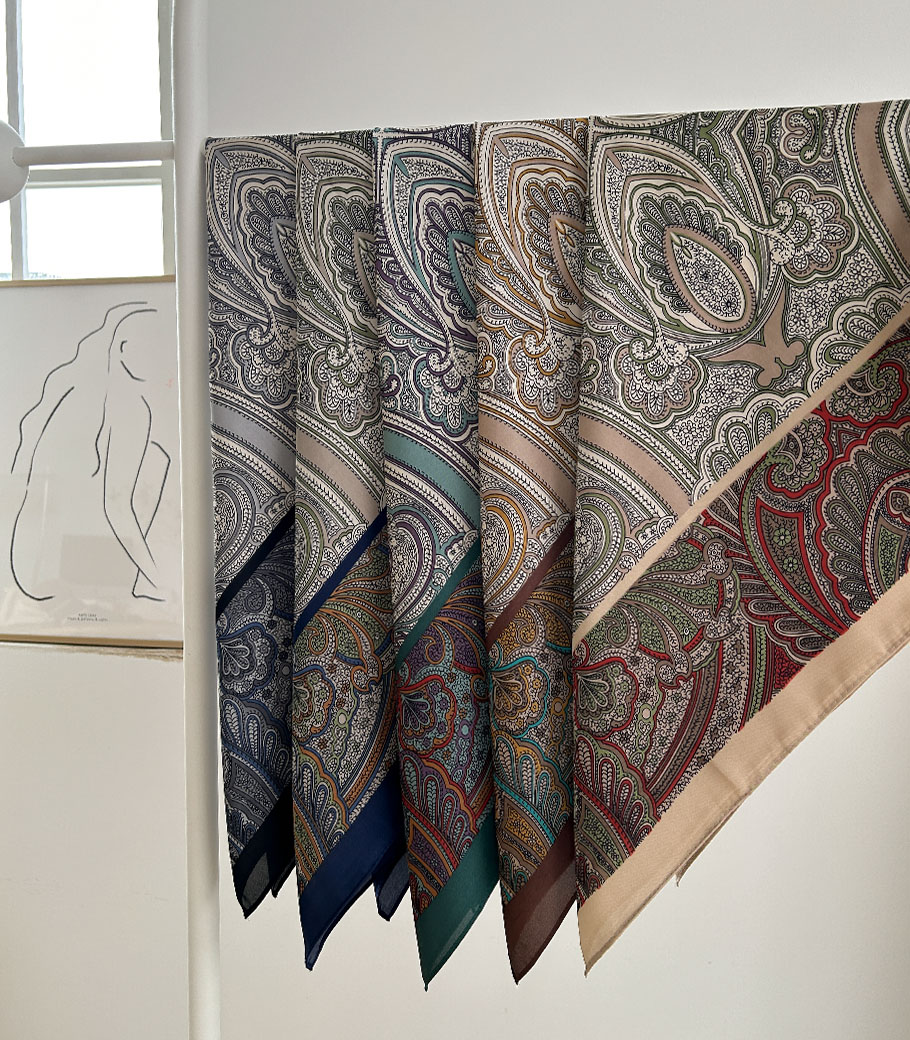 Etica Scarf