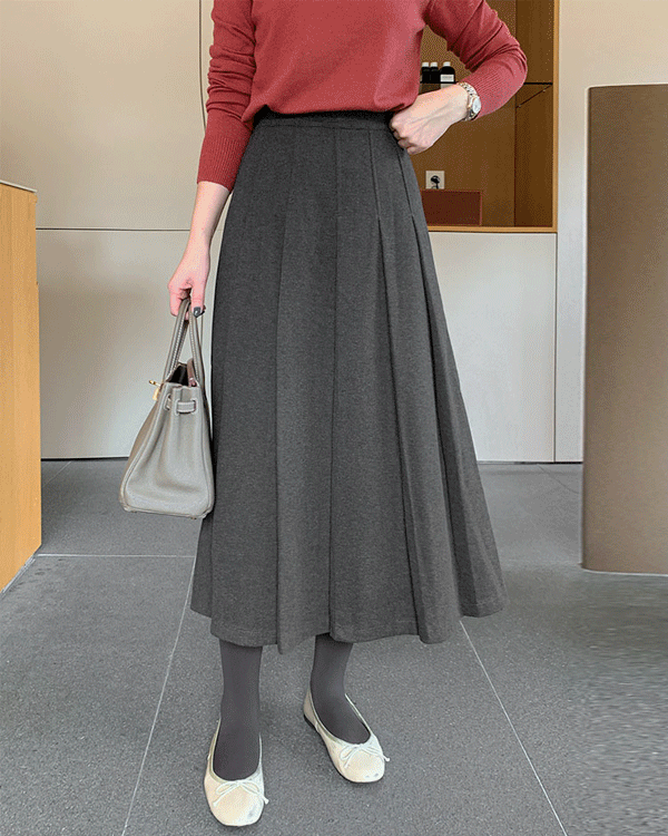 Thick Pleats Skirt