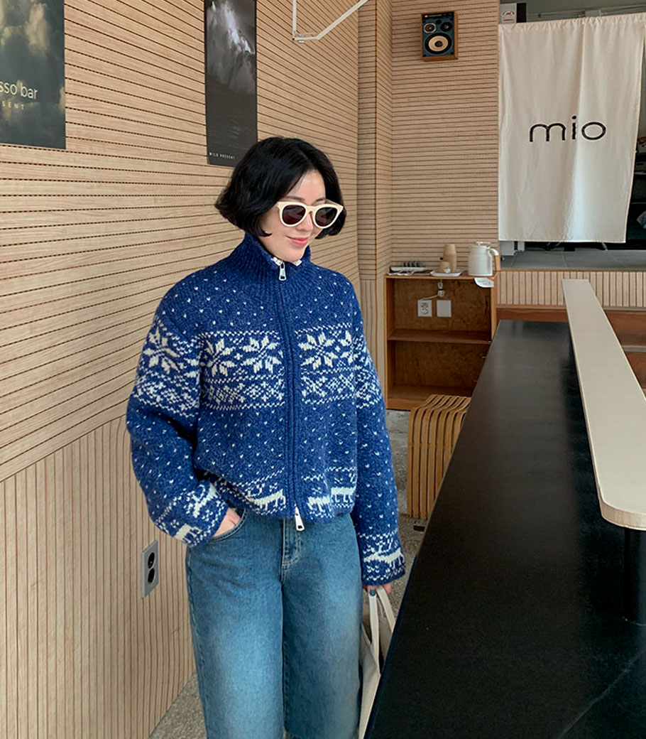 snowflake knit zip up