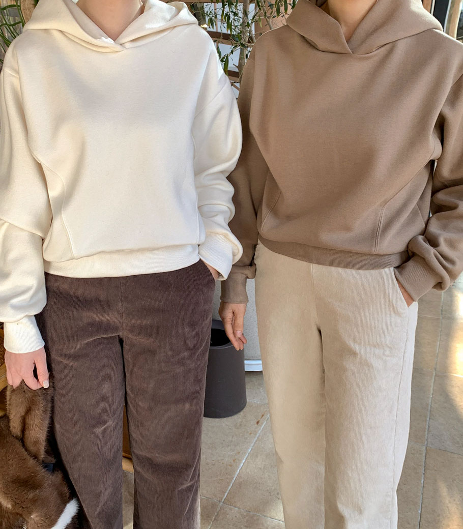 White zipper napping hoodie