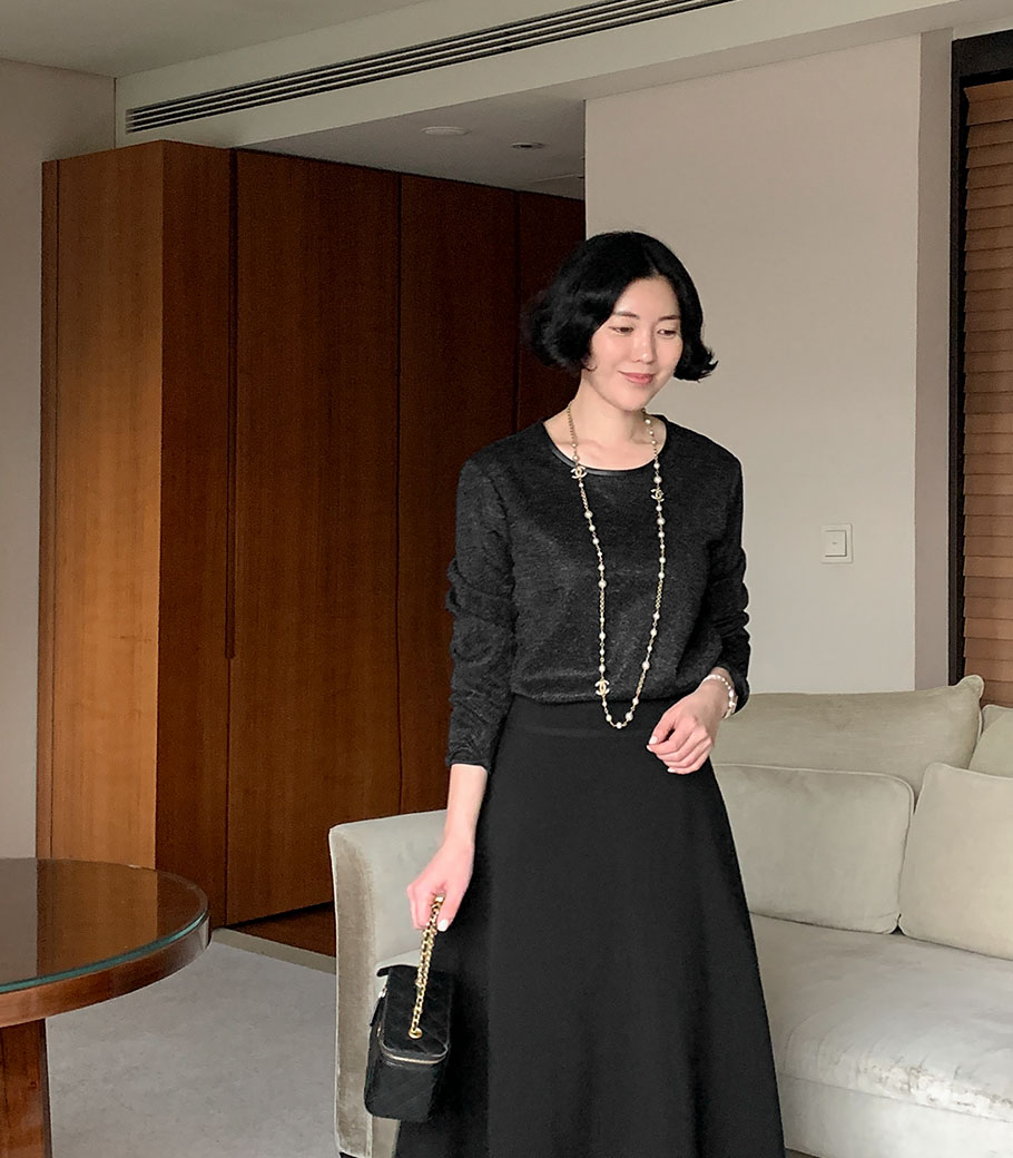 Metal Round Blouse
