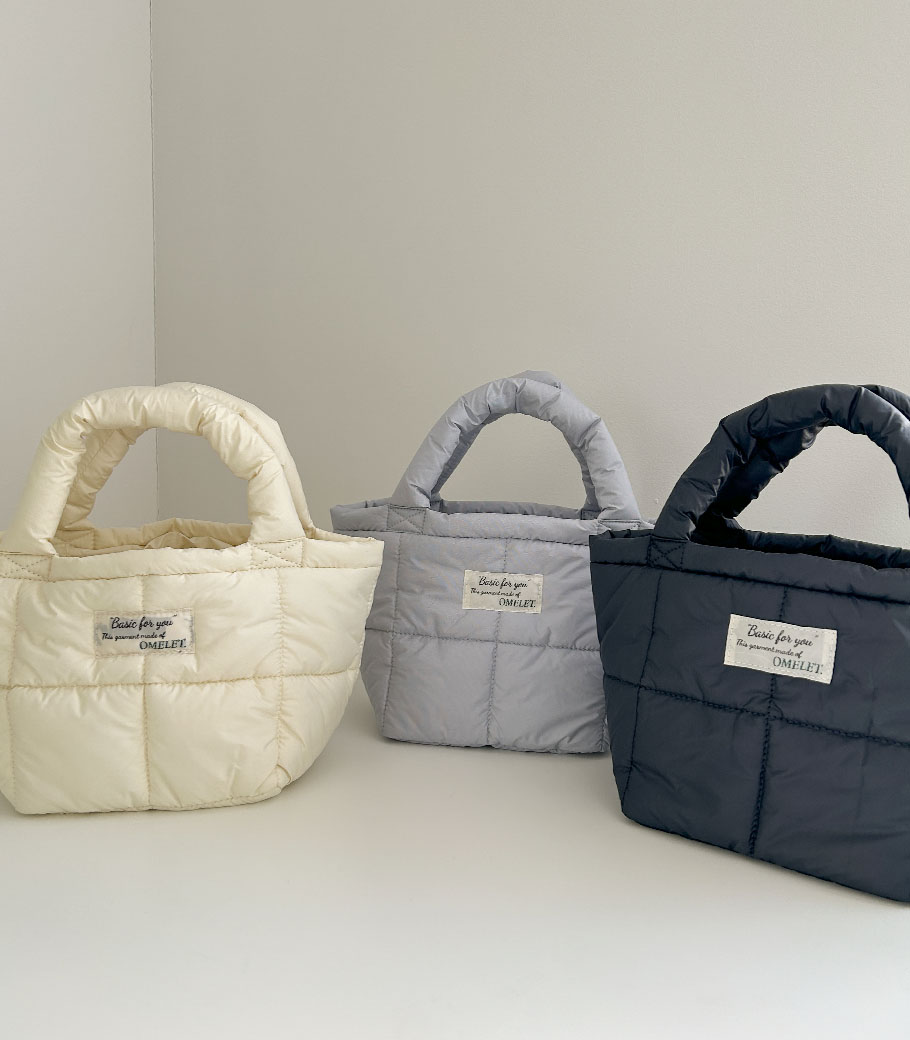 Padding tote bag