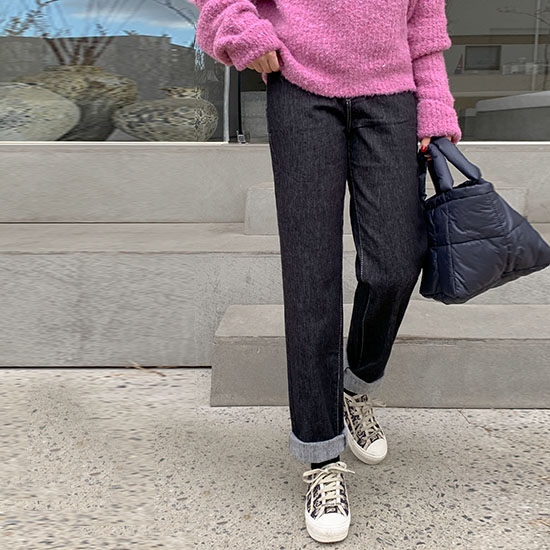 Napping Denim Pants with dye transfer agent