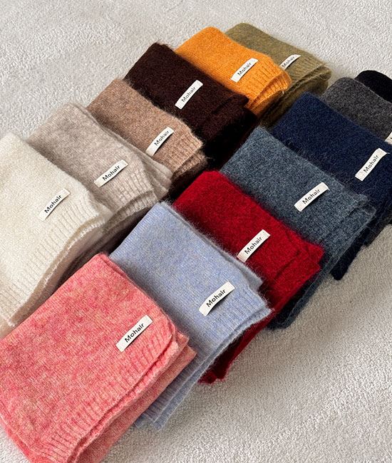 Color mohair muffler
