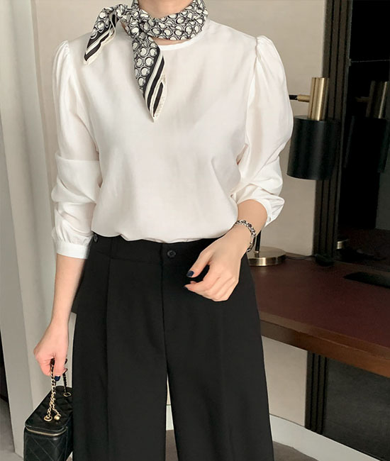 Lemine-Uni Blouse