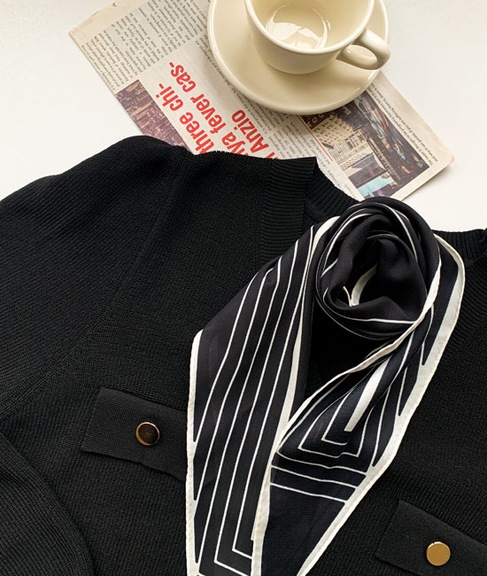 line diamond scarf