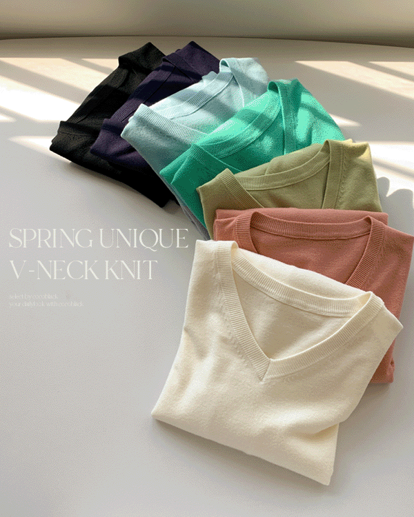 Spring unique V-neck Knit
