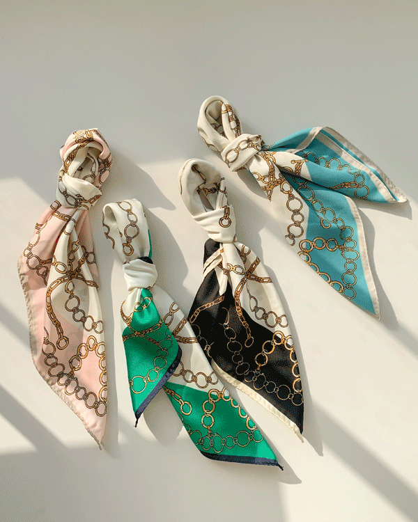 chain petite scarf