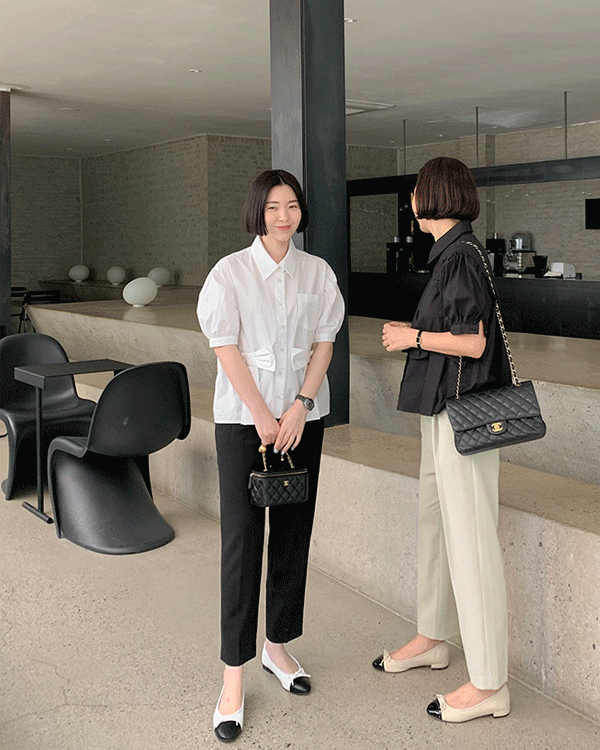 Godseongbi Pintuck Slacks