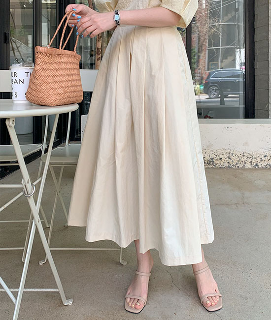 Hepburn Flare Skirt