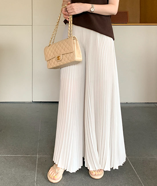 Soft Pleats Skirt Pants