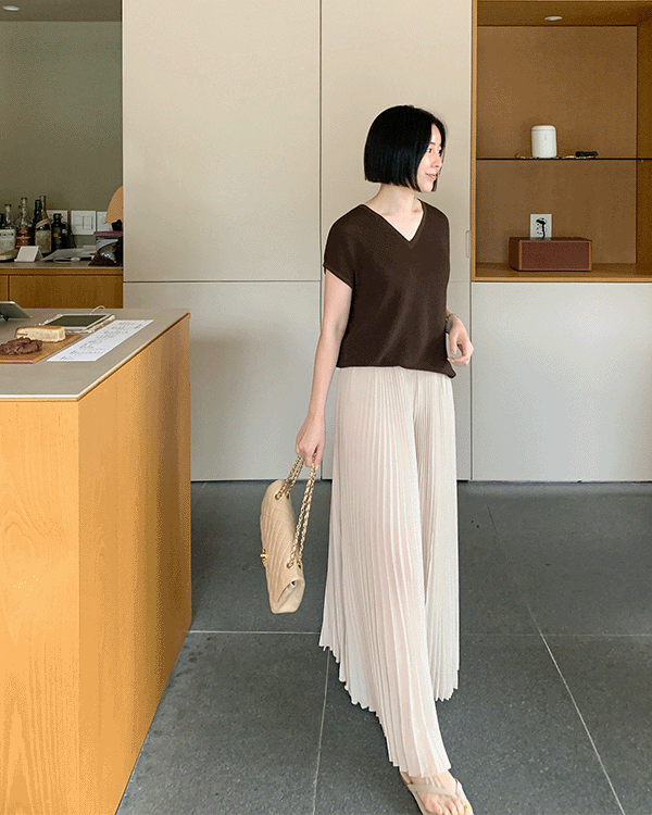 Soft Pleats Skirt Pants