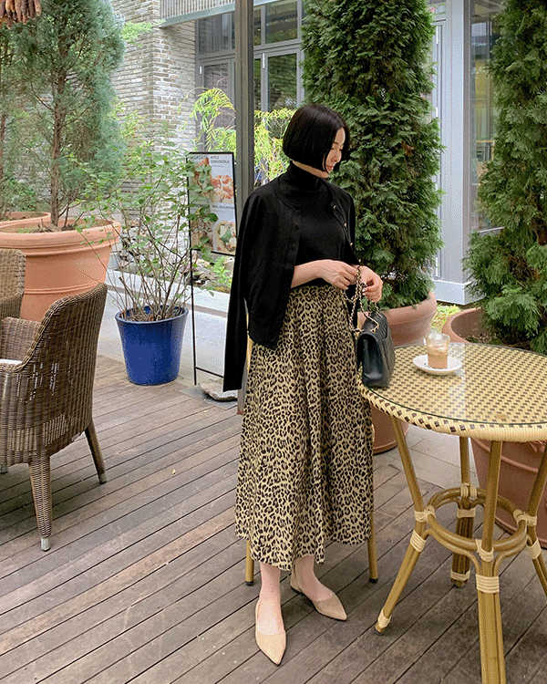 Leo Pintuck Skirt