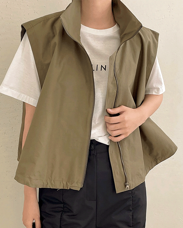 Roaming Vest