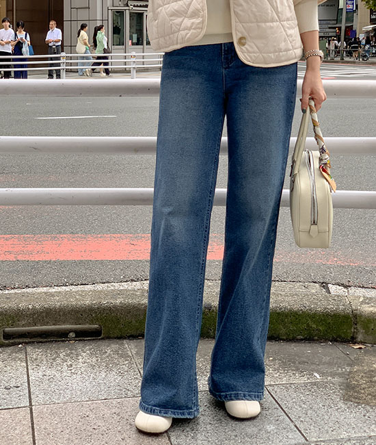 Realjin-Mare Straight Denim Pants