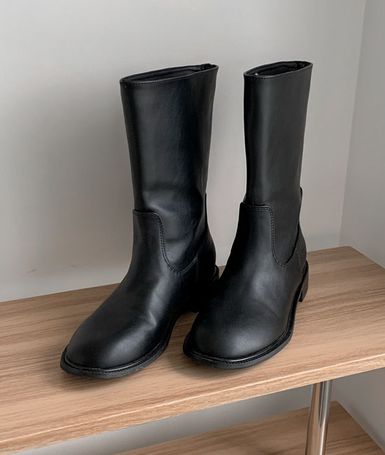 Mid Leather Boots