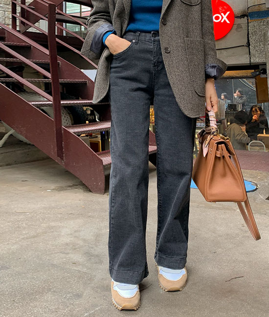 From napping denim pants