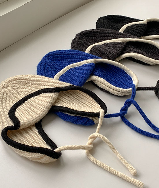 color combination earmuffs hat