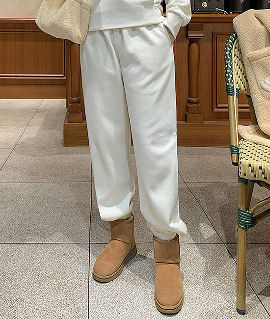Mild napping jogger pants