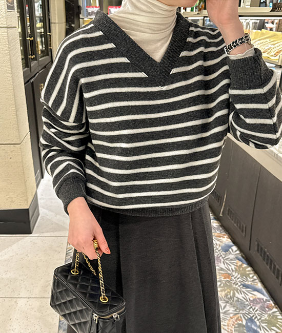 v Stripe Knit
