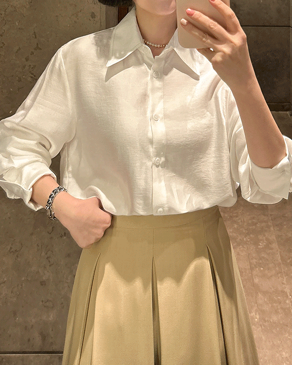 모노 샤틴 Blouse