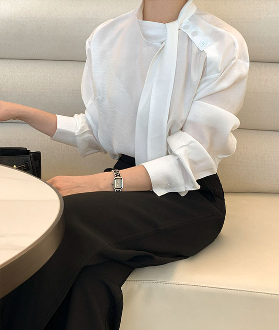 버튼 타이 Blouse