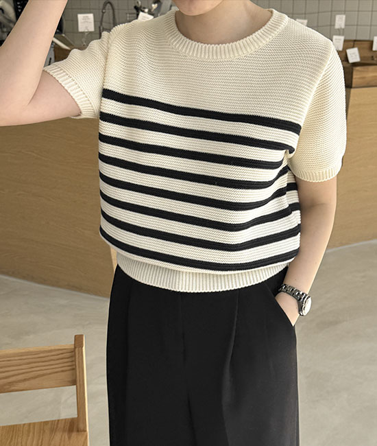 모어 Stripe Knit