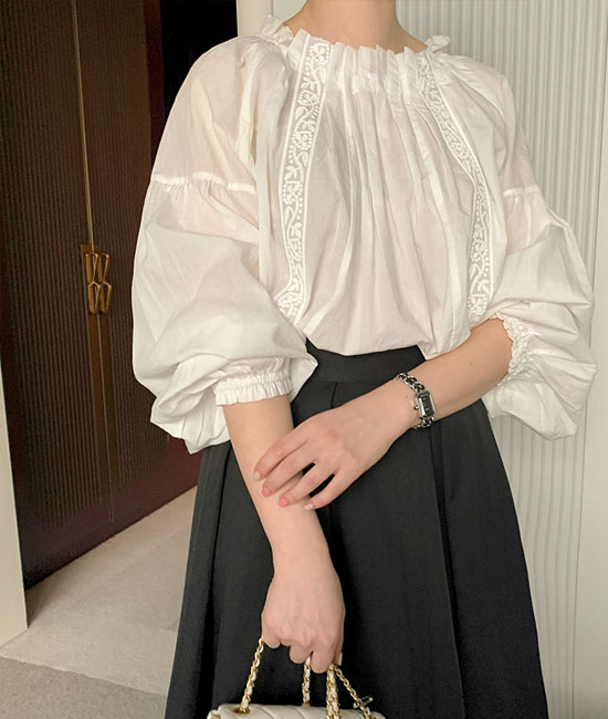 웬디 Race Blouse