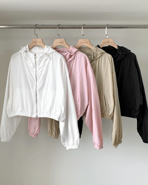 two-way Windbreak Jumper