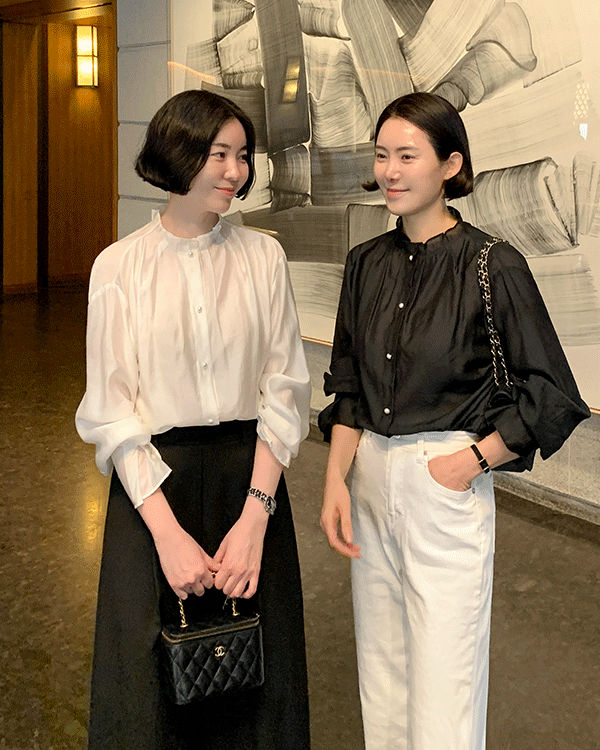 오브제 pearl Blouse