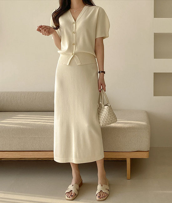 로라 Cardigan Set