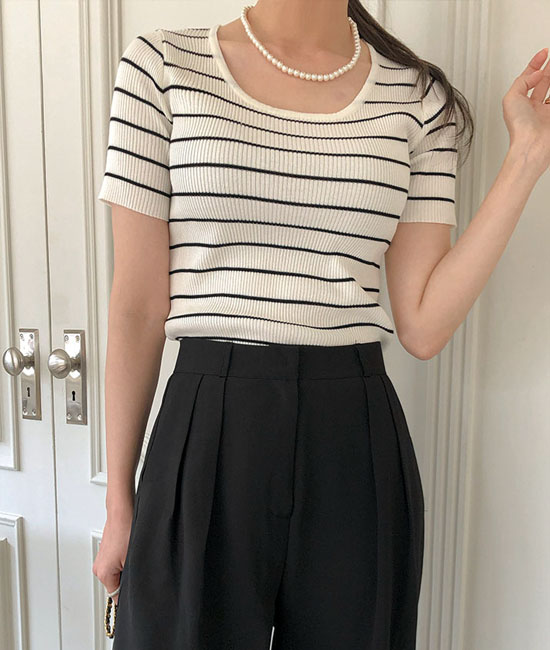 Stripe 유넥 Knit