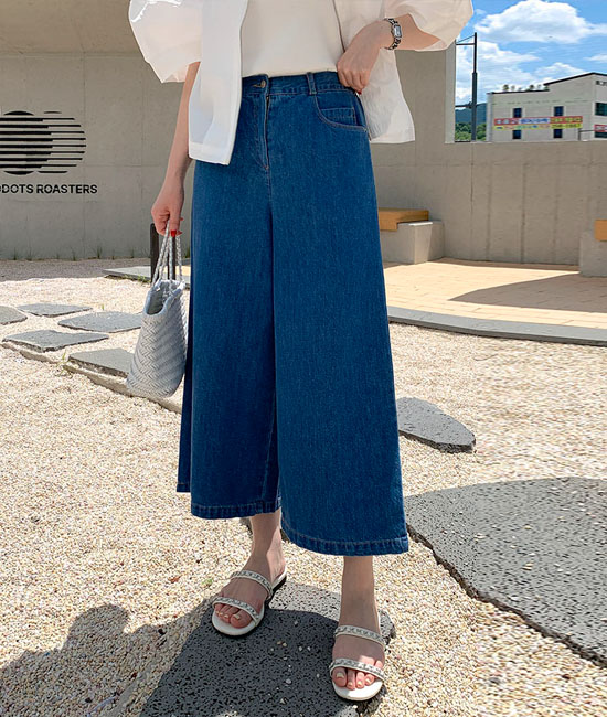 light cool 8-quarter denim pants