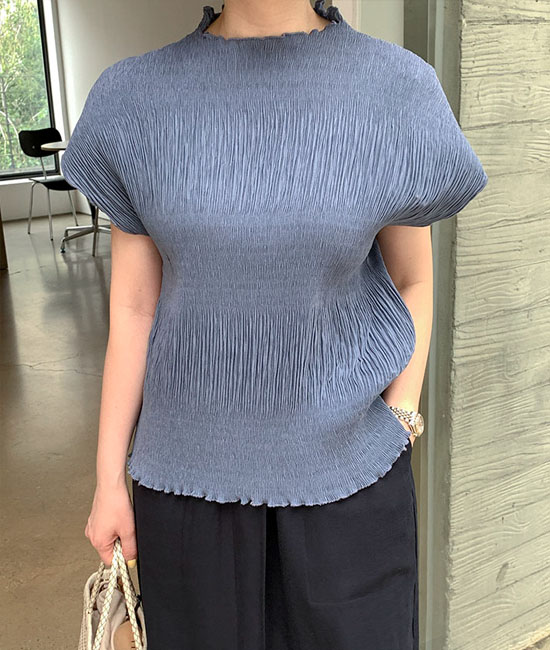 아르망 Pleats Blouse