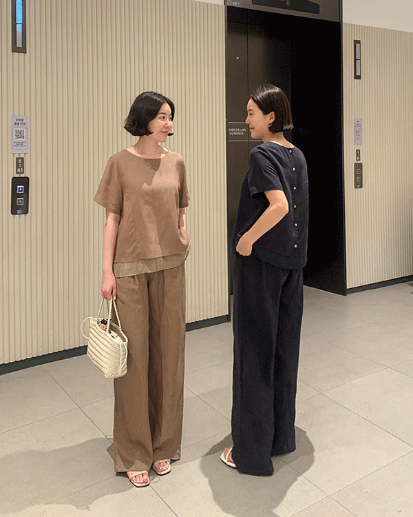 마리 Linen Short-sleeve Blouse