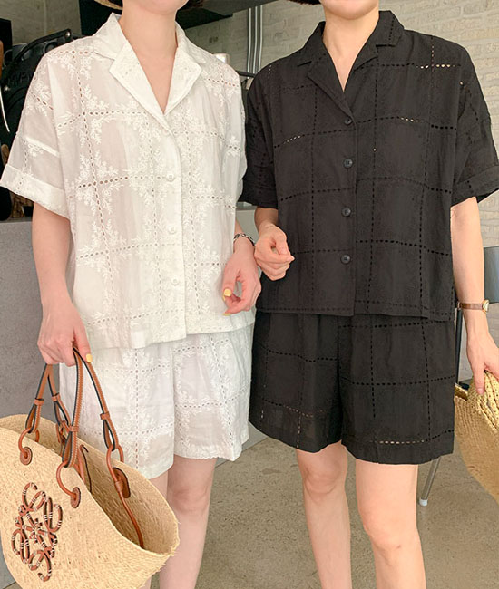 에밀리 Race Blouse