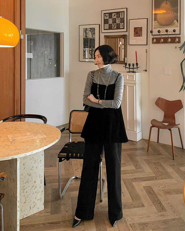 Velvet layered Sleeveless shirts