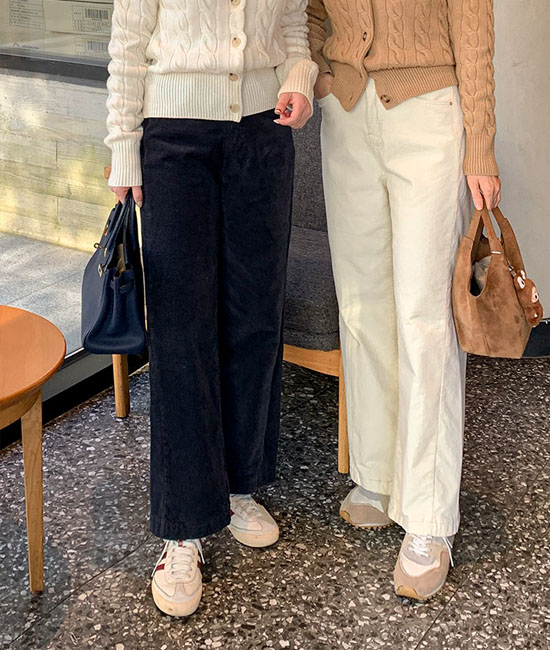 Diagonal 코듀로이 Pants