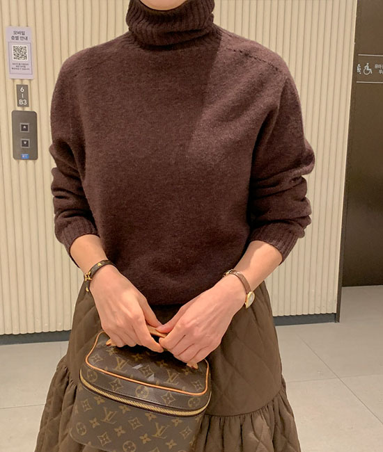 Wool100 홀가먼트 Paula Knit