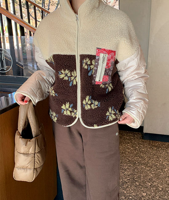 Flower 덤블 color combination Padding