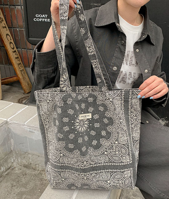 Paisley shoulder bag