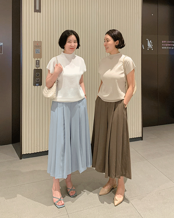 라온 Pleats 8부 Pants