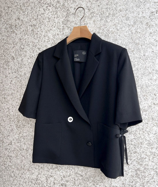 luck 뒷주름 Short-sleeve Jacket