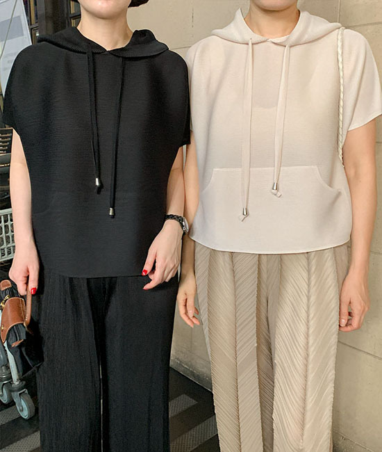 Short-sleeve Pleats Hoodie