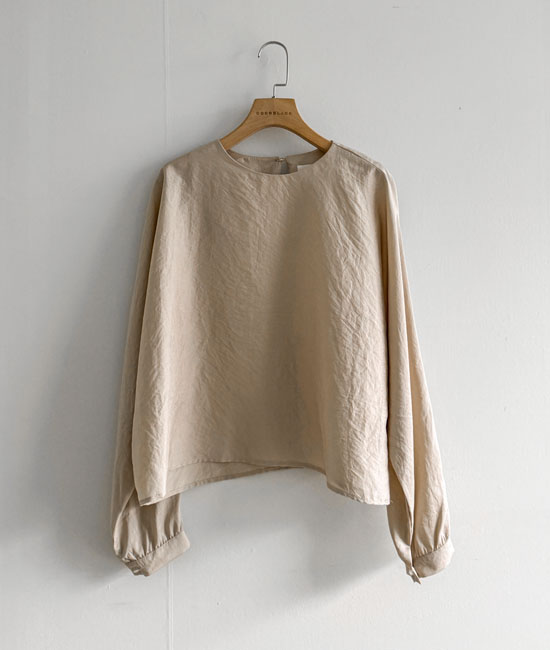 오브 Round Blouse
